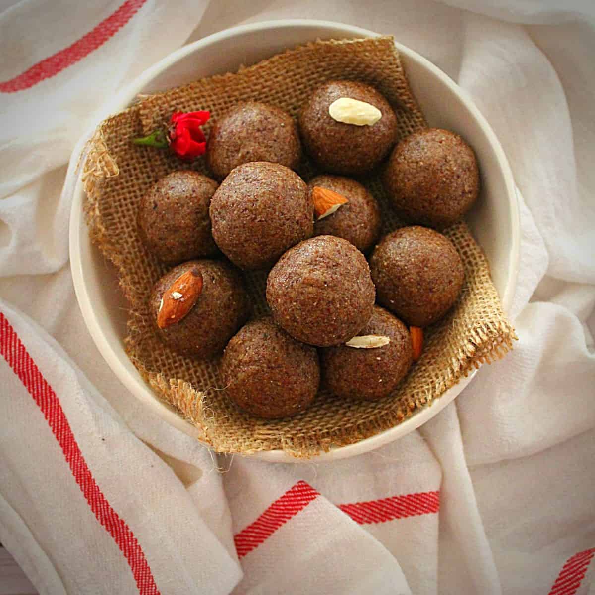 Flax Seed Laddu